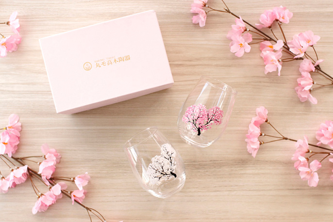 丸モ高木陶器の冷感桜 フリーグラスペアセットを贈る | カジュアル