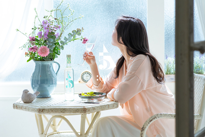 HINEMOSの低アル3% 甘酒風日本酒 GOJI(AM5:00)を贈る | カジュアル
