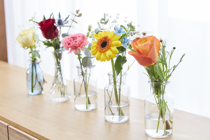 bloomeeギフトの八天堂 とろけるプリン お花付きギフトを贈る
