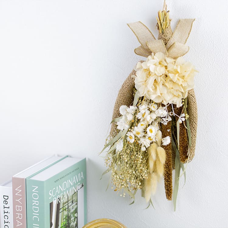 そのまま飾れるドライフラワーのブーケ 花とインテリア雑貨 フルール バザールを贈る カジュアルギフトのgiftee ギフティ