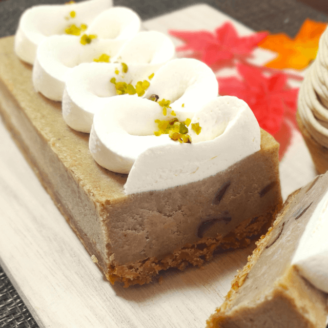 栗農家とあゆむ栗菓子屋モンブランのほとんど栗のテリーヌを贈る