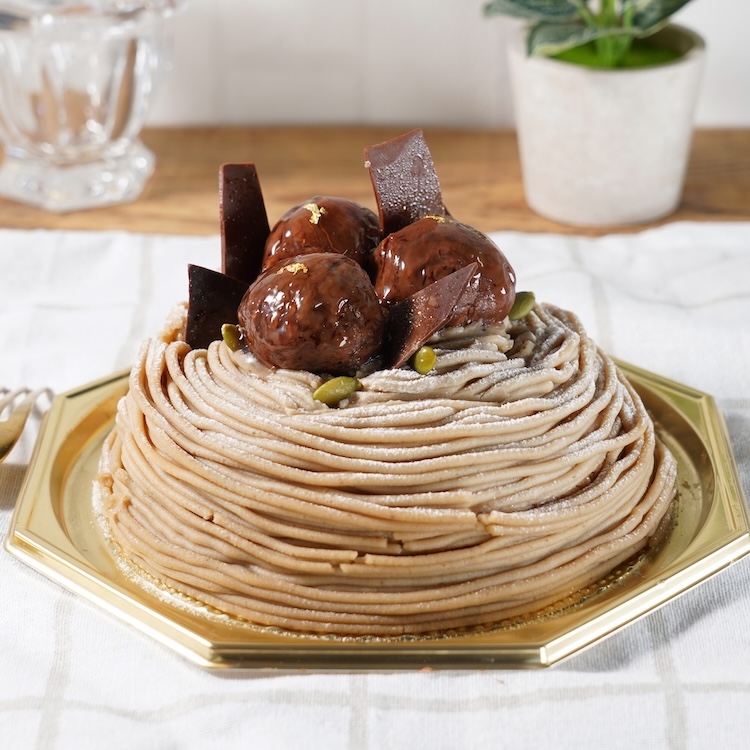 もんぶらん専用 shirokane sweets TOKYOの皇室献上栗 山江栗のモンブランを贈る