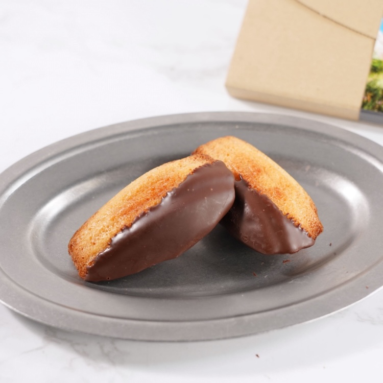 shirokane sweets TOKYOの白金ショコラマドレーヌ【ポスト投函】を贈る