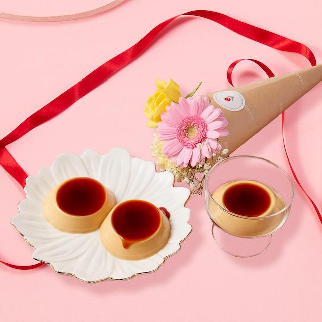 bloomeeギフトの八天堂 とろけるプリン お花付きギフトを贈る