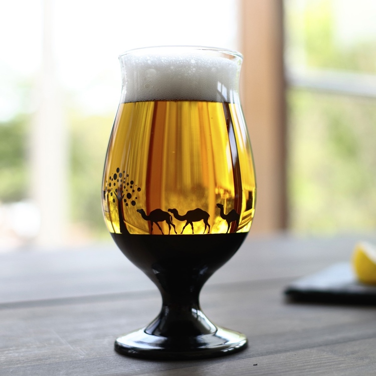 丸モ高木陶器の夕日を眺めるグラス あじわい（ラクダ）を贈る