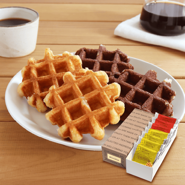 Manneken(マネケン)のワッフル 7個入ギフト(プレーン・ココア）を贈る