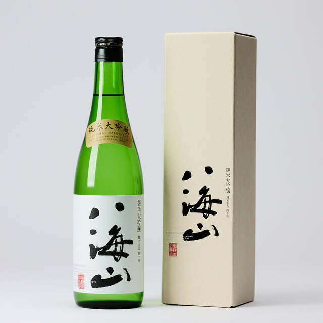 Hakkaisanの純米大吟醸 八海山 720mlを贈る | カジュアルギフトの