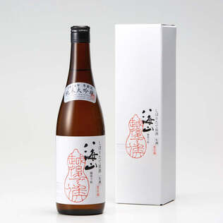 Hakkaisanの【冬季限定】純米大吟醸 八海山 時季限定 720mlを贈る
