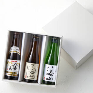 Hakkaisanの八海山300ml4本セット 徳利・平杯付きを贈る | カジュアル