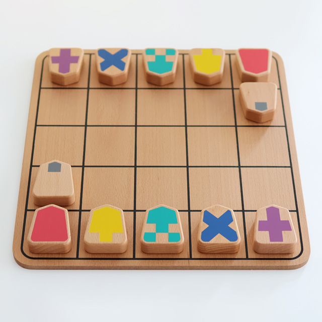昭和レトロ　おもちゃ　任天堂　ミニゲームシリーズ　ミニ将棋 nichiganのSHOGGYを贈る | カジュアルギフトのgiftee(ギフティ)