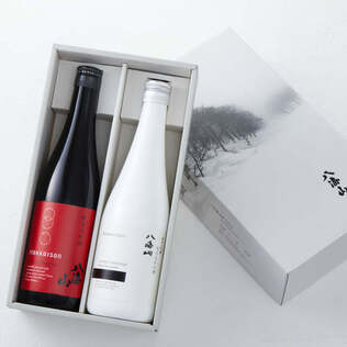 Hakkaisanの大吟醸 八海山と純米大吟醸 八海山 2本セットを贈る