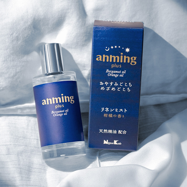 日本香堂の【やさしい柑橘の香り】アンミングプラス リネンミスト50ml