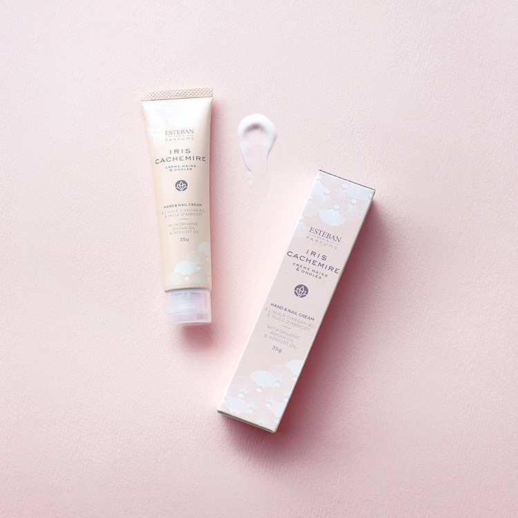 ESTEBANのフレグランスハンド&ネイルクリーム35gを贈る